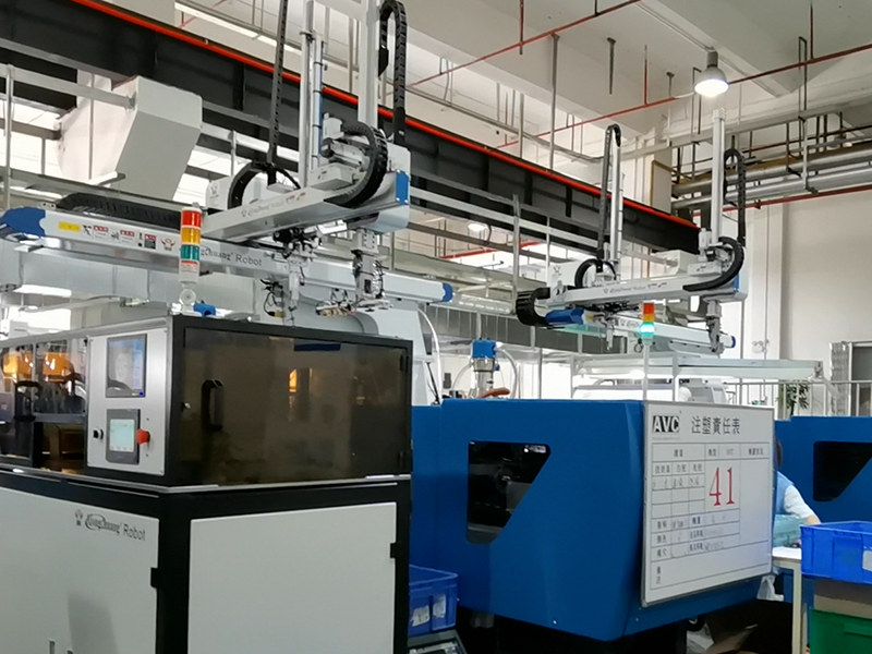 大满贯机械手视觉马达壳自动化